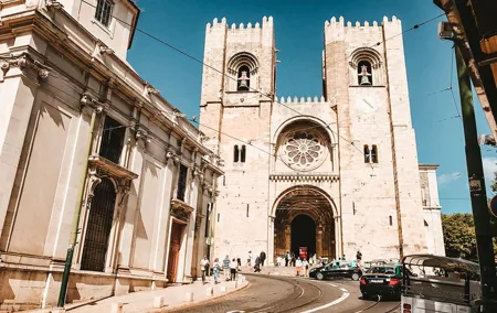 Historic Lisbon: Exclusive Private Tour with a Local
