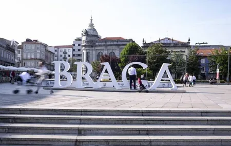 Private Transfer From / To Lisbon Airport x Braga