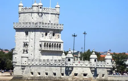 Private Day Trip Visiting Lisbon from West to East