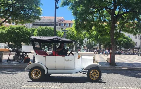 Private Electric Tuk Tuk Adventure in Lisbon