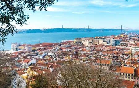 Private Tour on Best of Lisbon with Pickup Included