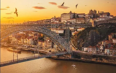 Porto city tour, Invicta city