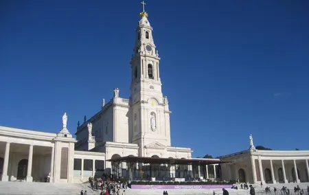 Fátima & Óbidos experience tailored private tour (Full day)