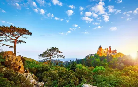 Private Tour Sintra and Cascais Natural Park - Magic Tours