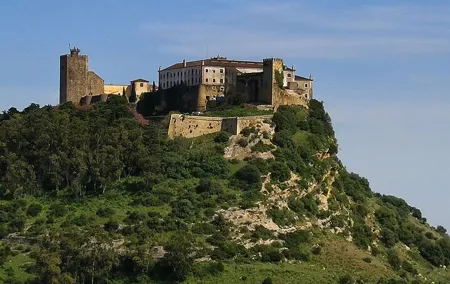 Lisbon to Setúbal Peninsula Private Full-Day Tour