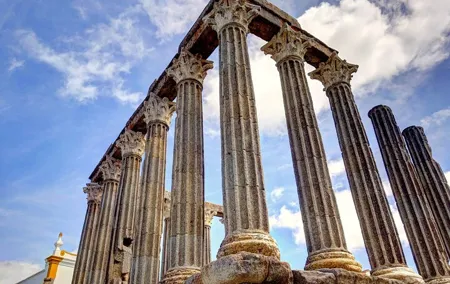 8 Hours - Evora Private Tour from Lisbon with pick up + drop off