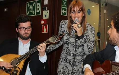 Fado and Tapas in typical Neighborhood