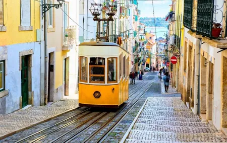 Full-Day Private Tour In Lisbon