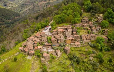 Full Day Private Tour in the Villages of Shisto of Lousã