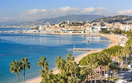 Cannes, Antibes, and St Paul de Vence Full-day from Nice Small-Group Tour