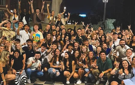 Nice:Pub Crawl with 6 Free Shots and VIP Bars&Club Access