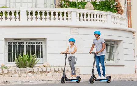 Electric scooter rental in Nice