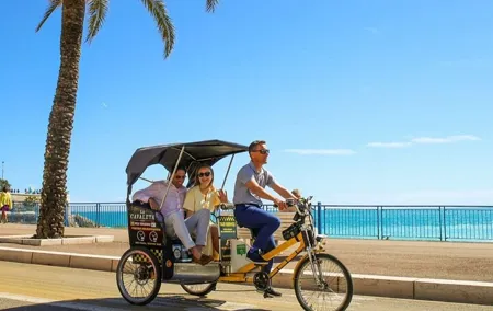 Original Nice city tour ( pedicab-vélo taxi)
