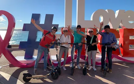 Excursion on electric scooter in Nice - The Unmissable