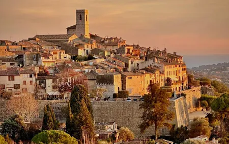 Eze, Saint-Paul-de-Vence & Monaco Private Full-Day Tour