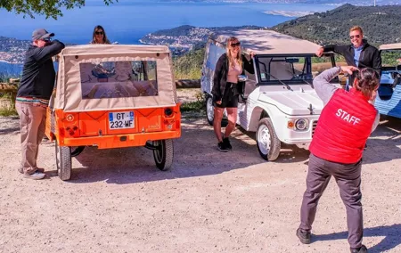 Private excursion in electric Méhari from Nice to Eze village