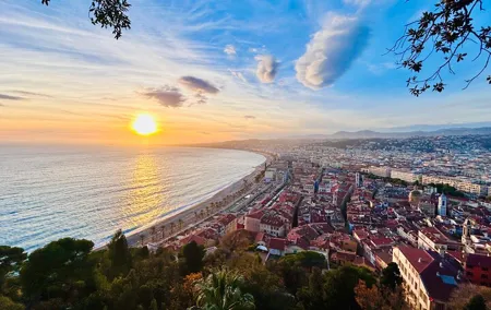 Guided Walking Tour in Nice France