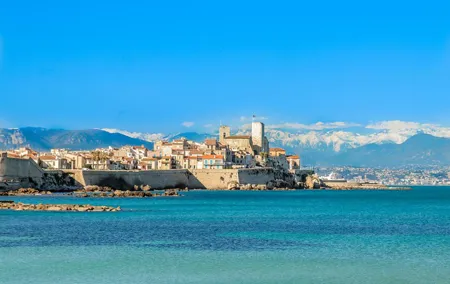 Cannes, Antibes & St Paul de Vence Private Half-Day Tour