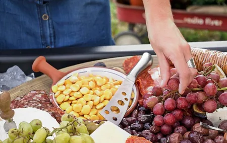 Private Walking Food Tour in Nice with Local Guide