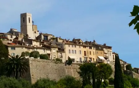 Private tour, Medieval Saint Paul & Wine tasting (from Nice)