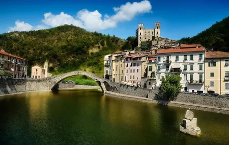 Italian Riviera and French Coastal Gems: A Private Tour from Nice