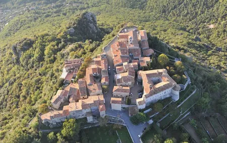 Scents of Provence: Private Tour of Grasse and Medieval Villages