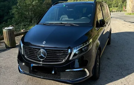 Private transfer from Nice to Milan Italy