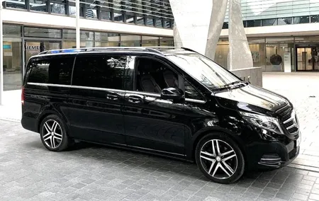 Arrival Transfer: Nice Airport NCE to Cannes in Luxury Van