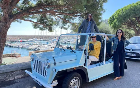 Beautiful electric moke ride