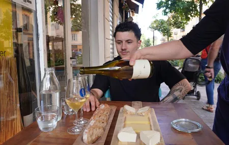 Nice tasting with 2 wines 2 cheeses and 2 cold cuts