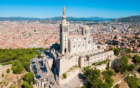 Private transfer from Nice to Marseille, 2 hour Stop in Cannes