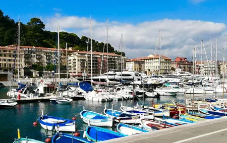 Nice Port Lympia & Antiques District - Walking Tour