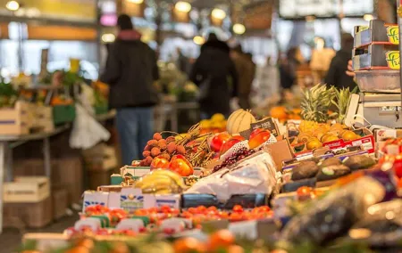 Provencal Market, Shopping, and Picnic basket at the lake