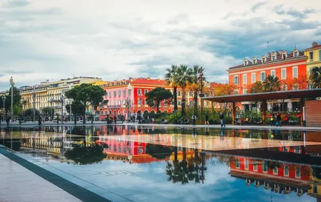 Nice Noir 2 Hours Private Guided Walking Tour