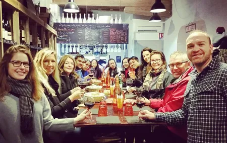 Lyon Old Town Food Tour with Local Specialties Tasting & Lunch