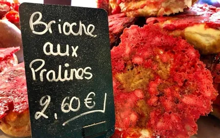 Lyon Old Town Food & Wine Tasting Tour including a Bouchon Lyonnais