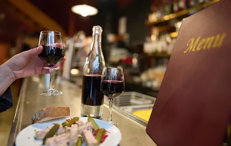 Food & Wine Tour, from the Vieux Lyon to famous Halles Bocuse