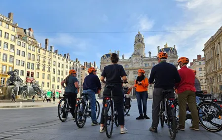 3h - Electric Bike Tour of Lyon with a Local Guide