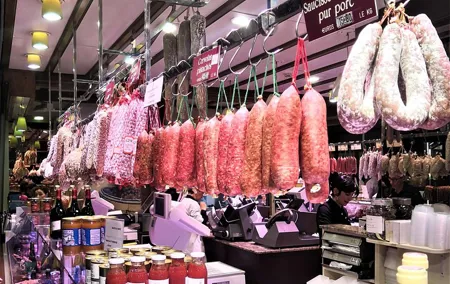 Lyon Morning Food Market Tasting Tour in Les Halles Paul Bocuse