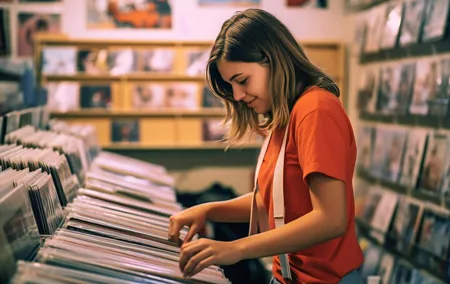 Lyon's Grooves & Grapes : Wine Tasting & Record Shops Tour