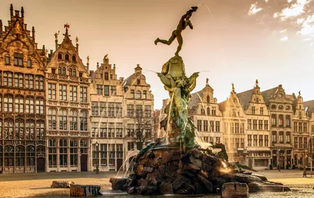 Antwerp Scavenger Hunt and Highlights Self-Guided Tour