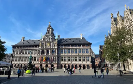 Escape The City Antwerpen City Walk With Puzzles
