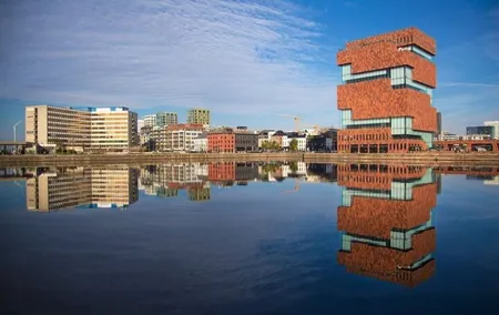 Antwerp Must-See Attractions Private Walking Tour with a Guide