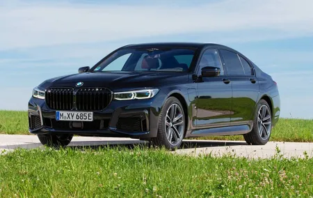 Round Trip Private Transfer Brussels Airport BRU to Antwerp City by Luxury Car