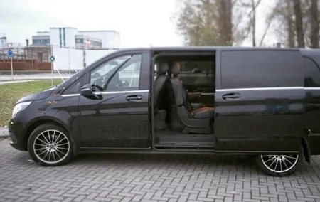 Antwerp Shuttle Transfer <-> London (1 to 8 Places)