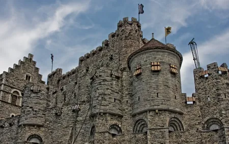 2 Hour Private Historical Walking Tour to Discover Ghent