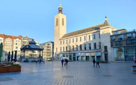 Self-Guided Puzzle Quest Private Tour in Ostend