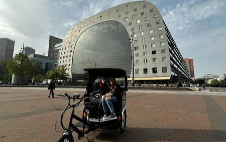 Private Pedicab/Rickshaw Tour of Rotterdam