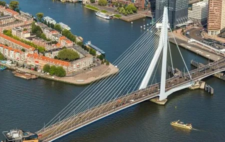 8 hour Walking and Boat Tour to Rotterdam and Kinderdijk