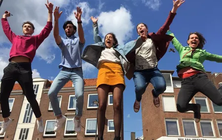 Exciting Murder Mystery - Interactive city walk in Rotterdam